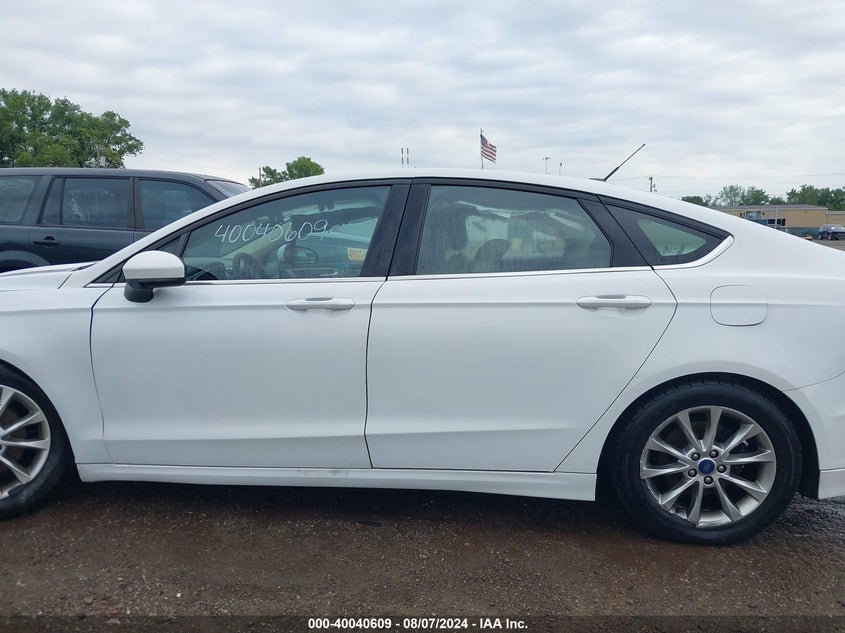 2017 Ford Fusion Se VIN: 3FA6P0HD9HR232286 Lot: 40040609