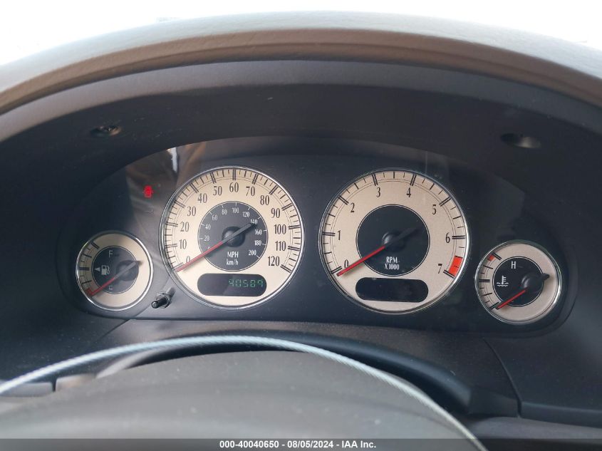 2002 Chrysler Town & Country Lxi VIN: 2C8GP54L82R588992 Lot: 40040650