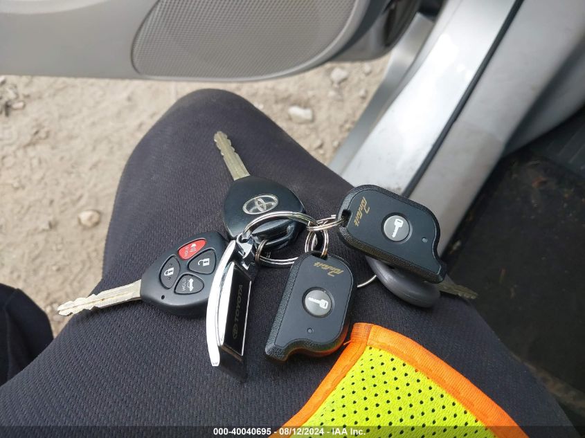 2011 Toyota Corolla Le VIN: 2T1BU4EE9BC686752 Lot: 40040695