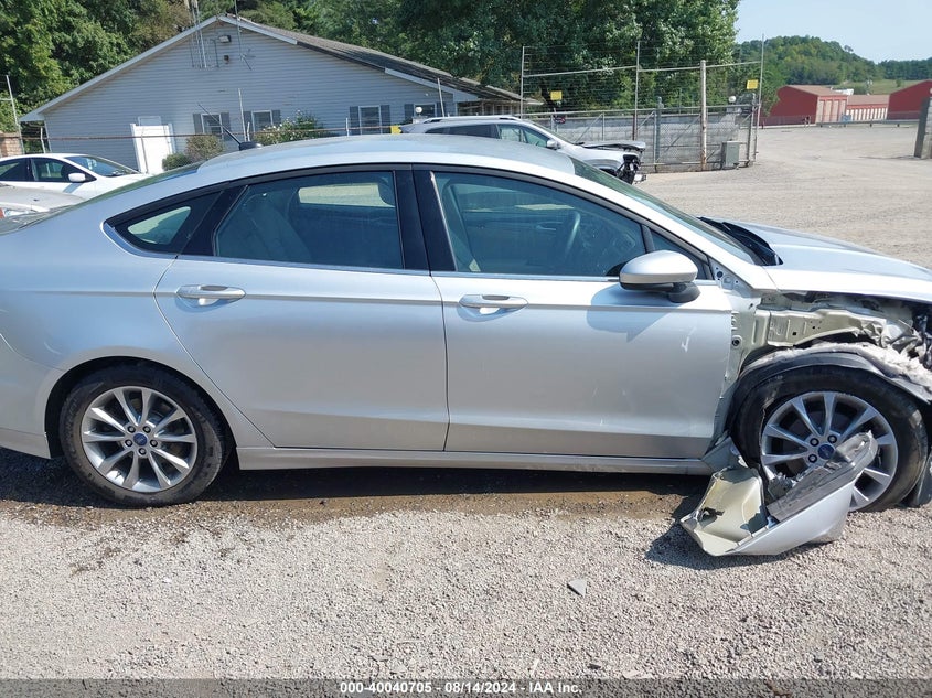 2017 Ford Fusion Se VIN: 3FA6P0H77HR268939 Lot: 40040705