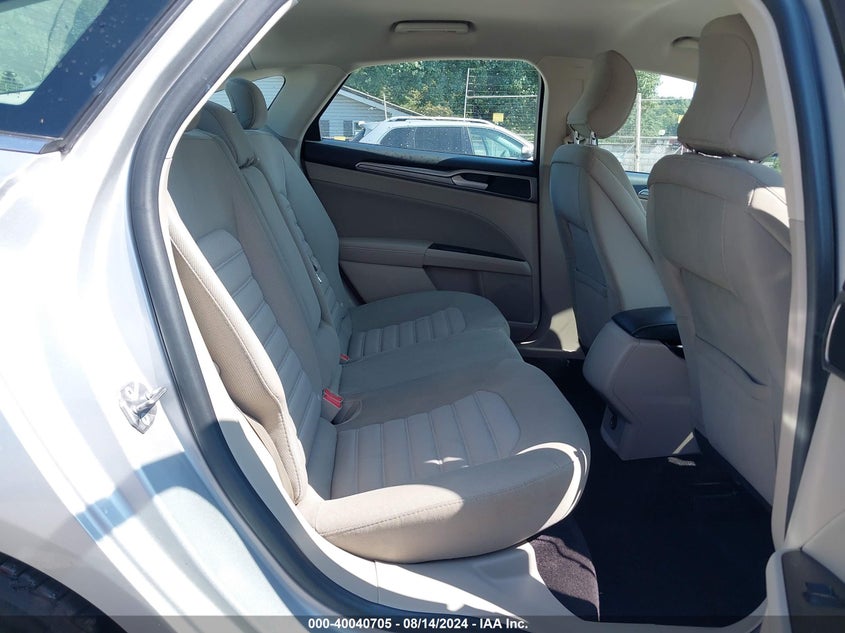 2017 Ford Fusion Se VIN: 3FA6P0H77HR268939 Lot: 40040705