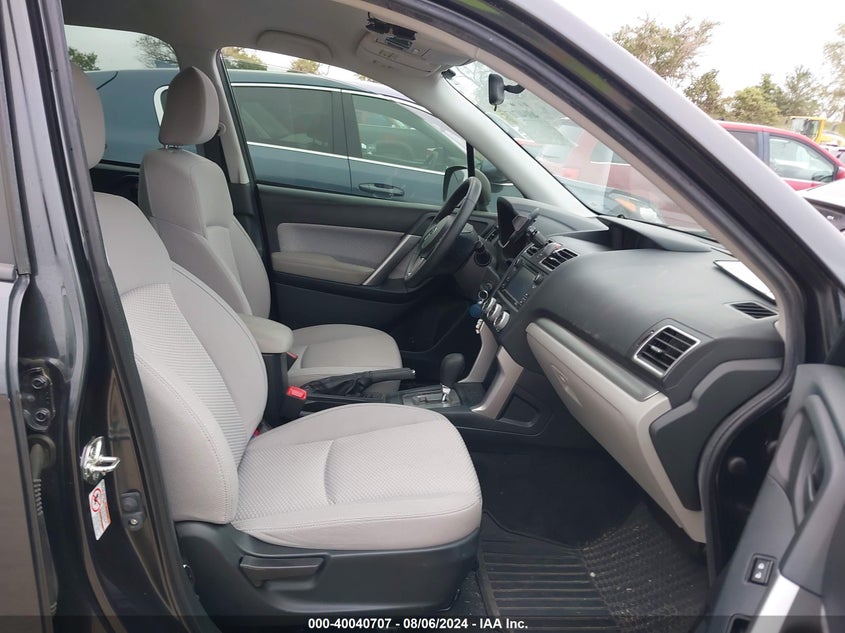 VIN JF2SJABC5HH494714 2017 SUBARU FORESTER 2.5I