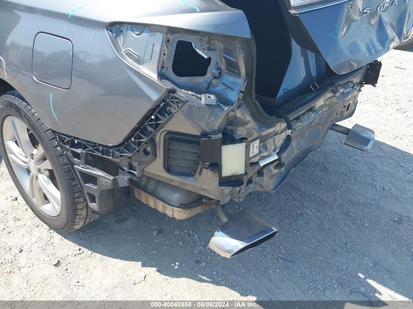 2018 Hyundai Sonata Sport VIN: 5NPE34AF8JH648651 Lot: 40040958