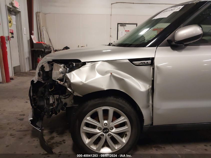 KNDJP3A50J7617256 2018 Kia Soul +