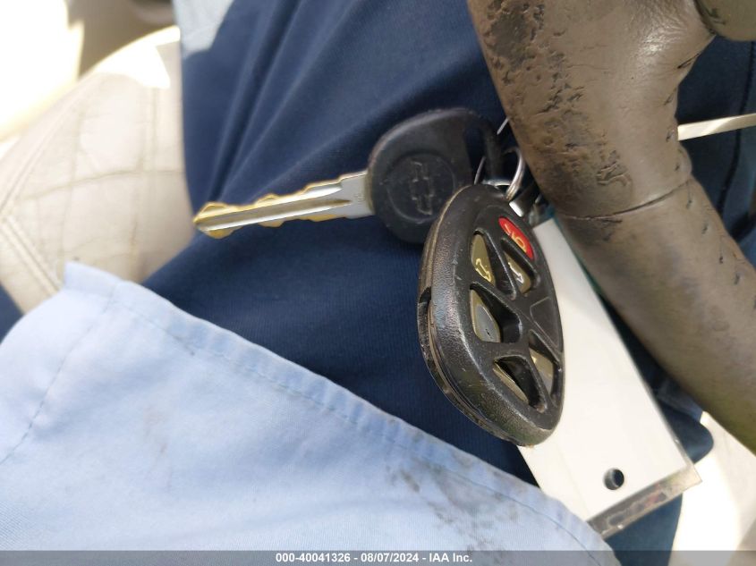 2011 Chevrolet Suburban 1500 Lt1 VIN: 1GNSCJE0XBR294110 Lot: 40041326