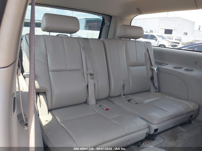 2011 Chevrolet Suburban 1500 Lt1 VIN: 1GNSCJE0XBR294110 Lot: 40041326