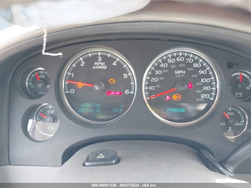 2011 Chevrolet Suburban 1500 Lt1 VIN: 1GNSCJE0XBR294110 Lot: 40041326