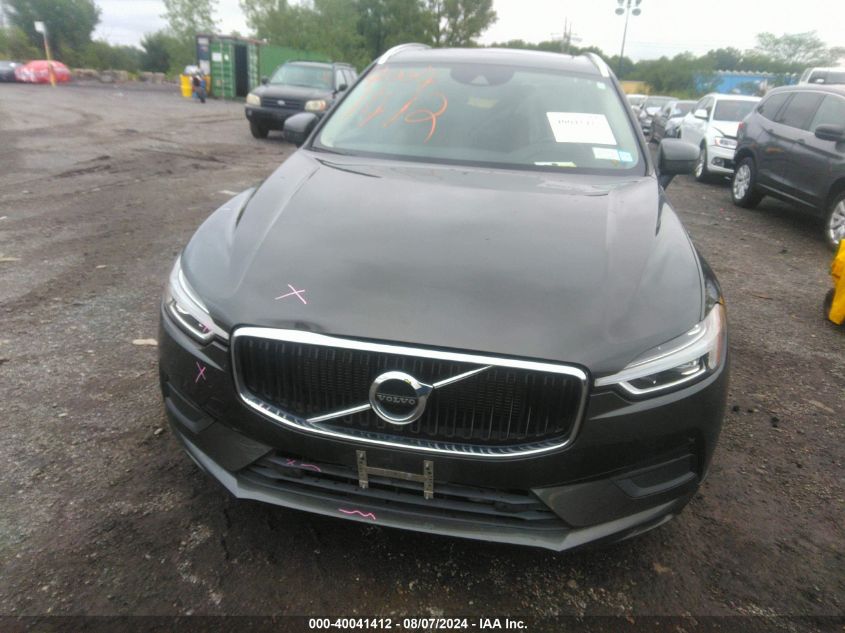 2018 Volvo Xc60 T5 Momentum VIN: LYV102RK4JB100806 Lot: 40041412