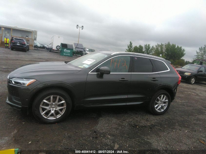 2018 Volvo Xc60 T5 Momentum VIN: LYV102RK4JB100806 Lot: 40041412