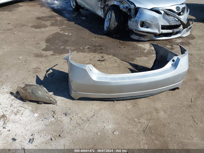 2010 Toyota Camry Se VIN: 4T1BF3EK9AU011393 Lot: 40041472