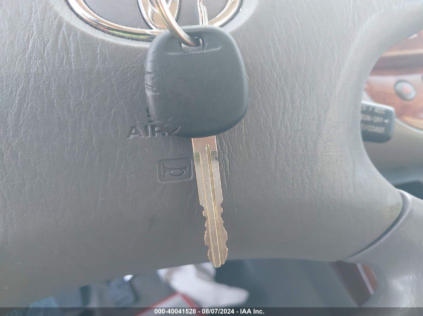 2003 Toyota Camry Le/Xle/Se VIN: 4T1BE30K73U765597 Lot: 40041528