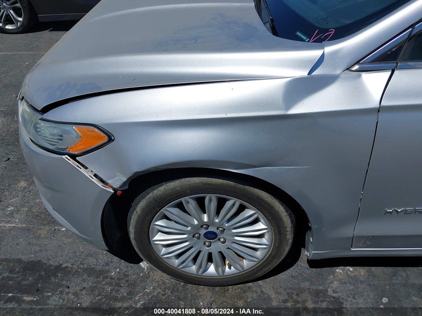 2013 Ford Fusion Hybrid Se VIN: 3FA6P0LU3DR202329 Lot: 40041808