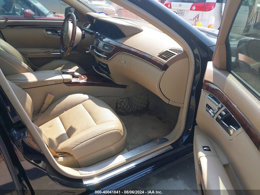 2010 Mercedes-Benz S 550 550 VIN: WDDNG7BB9AA351127 Lot: 40041841
