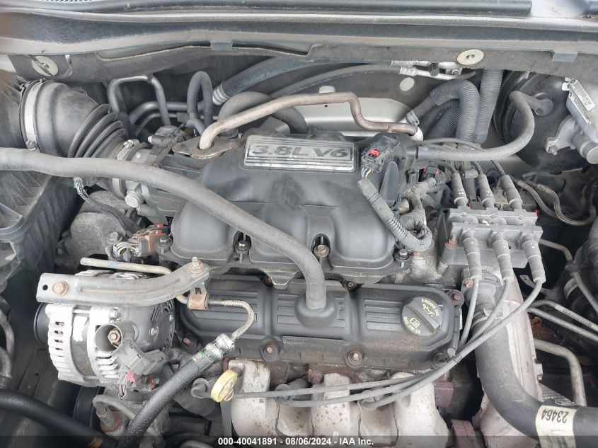 2010 Chrysler Town & Country Touring VIN: 2A4RR5D14AR138087 Lot: 40041891