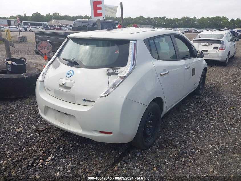 2016 Nissan Leaf S/Sl/Sv VIN: 1N4AZ0CP0GC308335 Lot: 40042045