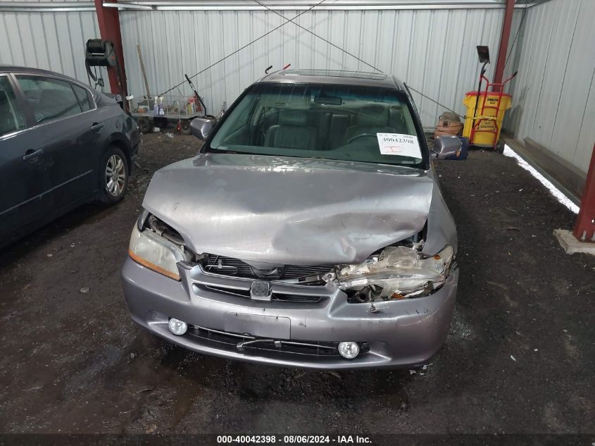 2000 Honda Accord 3.0 Ex VIN: 1HGCG1659YA026847 Lot: 40042398