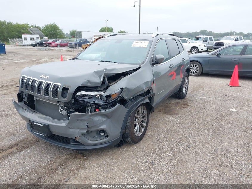 VIN 1C4PJMLX4KD371234 2019 JEEP CHEROKEE LATITUDE PLUS 4X4