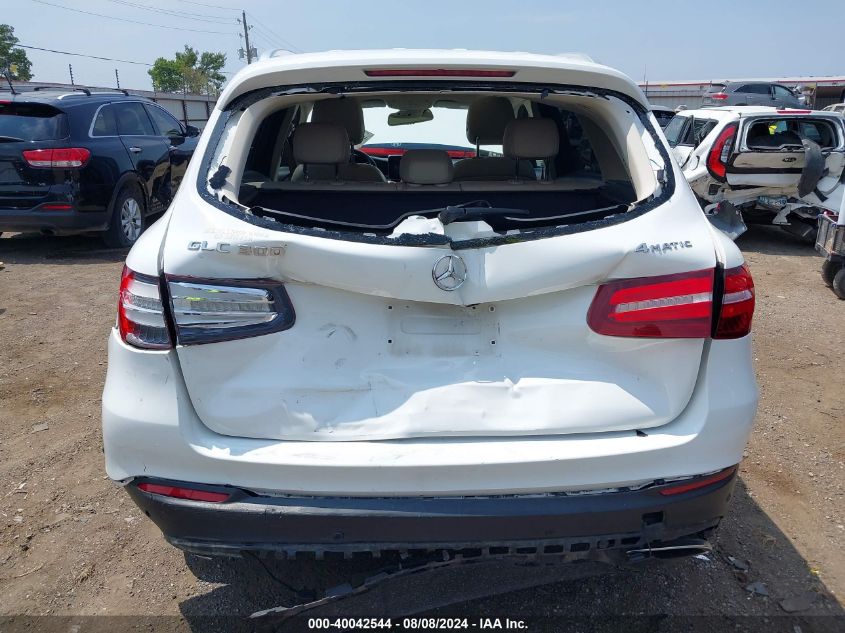 WDC0G4KB2HV009437 2017 Mercedes-Benz Glc 300 4Matic