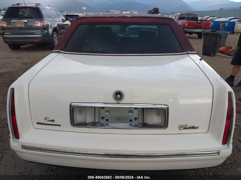 1998 Cadillac Deville Standard VIN: 1G6KD54Y5WU736737 Lot: 40042682