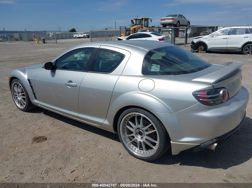 2004 Mazda Rx-8 6 Speed Manual/Sport Automatic VIN: JM1FE173240106439 Lot: 40042707