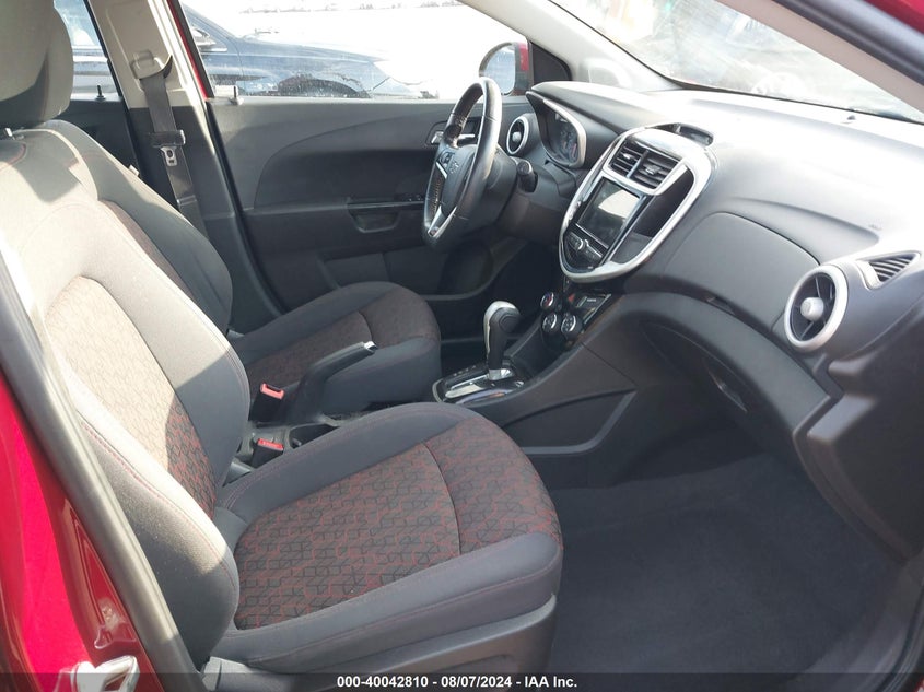 2018 CHEVROLET SONIC LT AUTO - 1G1JD6SGXJ4122194