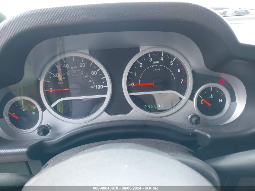 2010 Jeep Wrangler Unlimited Sahara VIN: 1J4HA5H16AL156418 Lot: 40043070