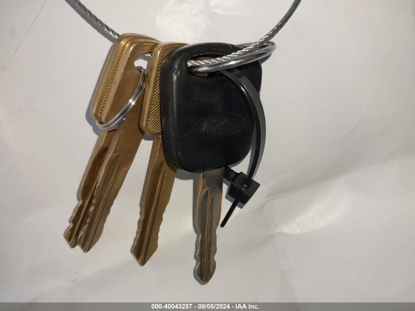 2005 Ford Crown Victoria Police VIN: 2FAFP71W35X114204 Lot: 40043257