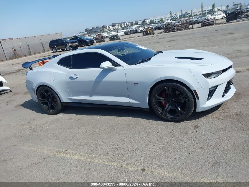 2017 Chevrolet Camaro Ss VIN: 1G1FH1R7XH0120871 Lot: 40043299