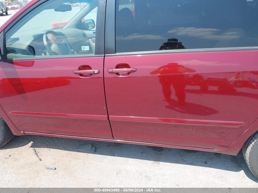 2007 Toyota Sienna Xle VIN: 5TDZK22CX7S098854 Lot: 40043490