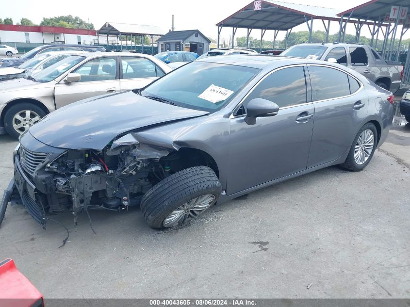 VIN JTHBK1GG9D2035074 2013 Lexus ES, 350 no.2