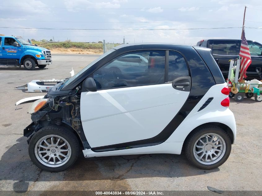 2011 Smart Fortwo Passion/Pure VIN: WMEEJ3BA1BK443910 Lot: 40043834