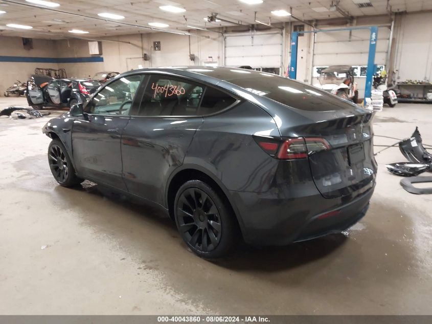 2024 TESLA MODEL Y LONG RANGE DUAL MOTOR ALL-WHEEL DRIVE - 7SAYGDEE6RA276840