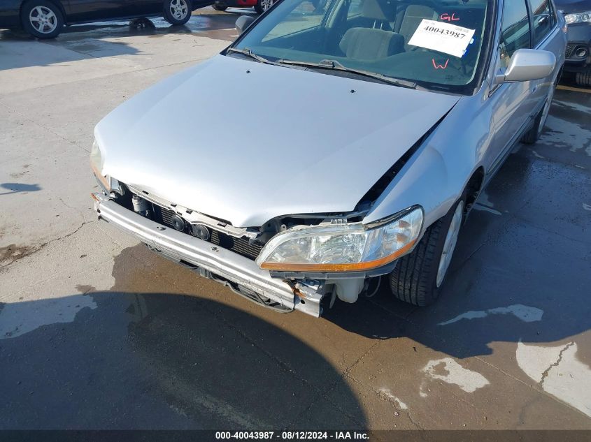 1HGCG5648XA103558 1999 Honda Accord Lx