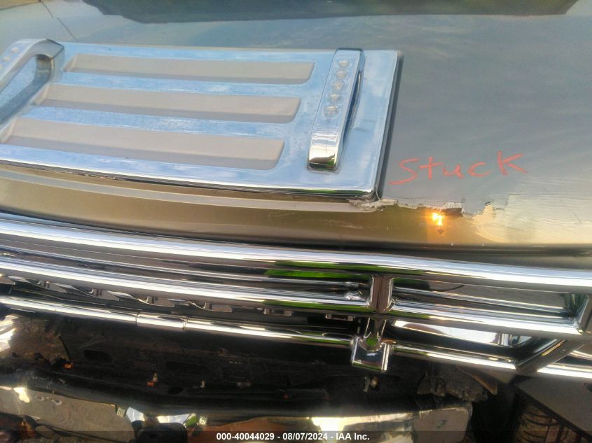 2005 Hummer H2 Suv VIN: 5GRGN23U55H109345 Lot: 40044029