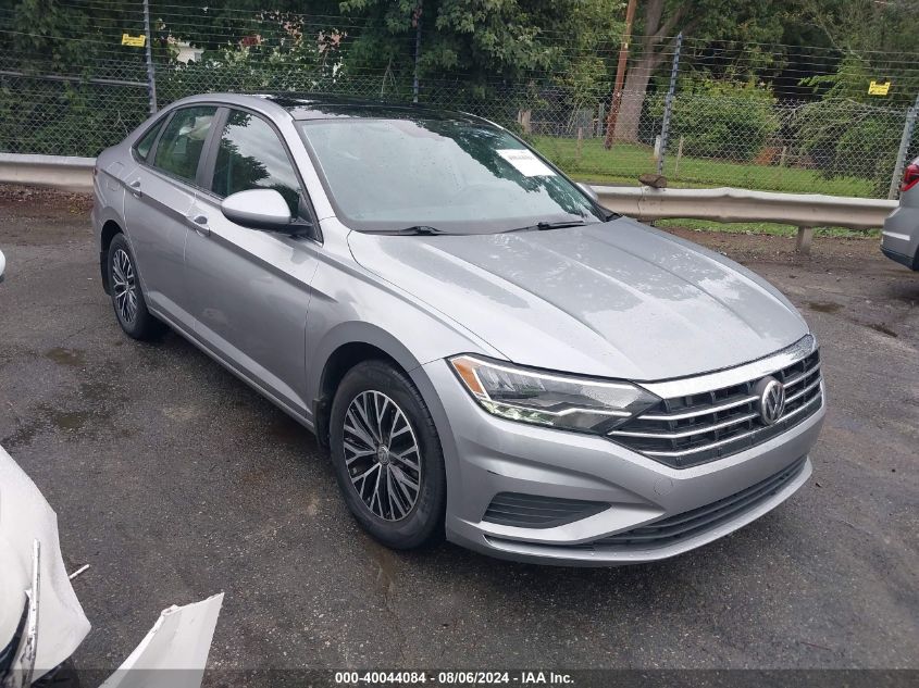 3VWCB7BU2KM260929 2019 VOLKSWAGEN JETTA - Image 1