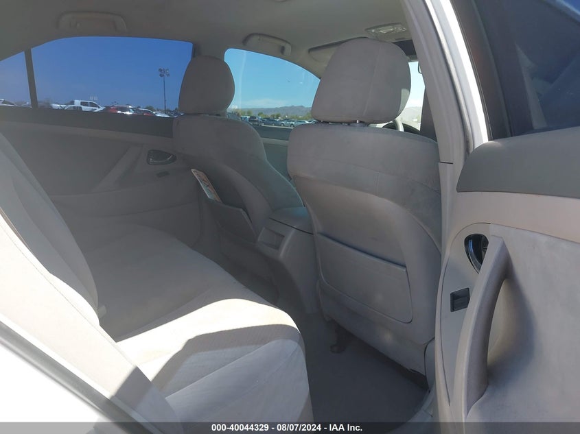 2009 Toyota Camry Le VIN: 4T1BE46K29U812654 Lot: 40044329