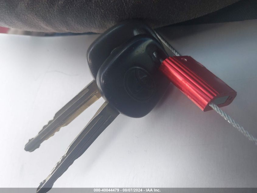 2003 Toyota Camry Le V6 VIN: 4T1BF30K13U038999 Lot: 40044479