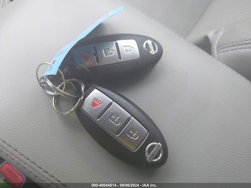 2013 Nissan Rogue S/Sv VIN: JN8AS5MVXDW613333 Lot: 40044514