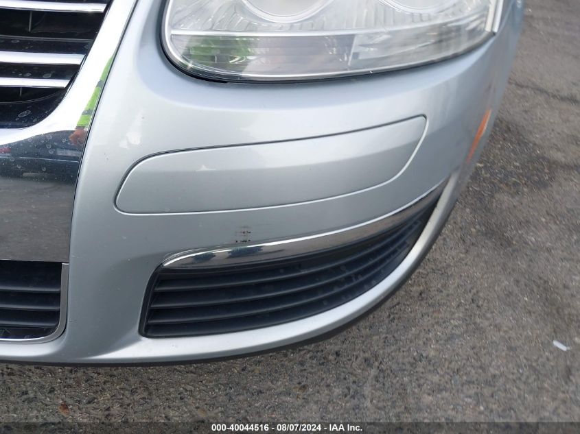 2009 Volkswagen Jetta Se/Sel VIN: 3VWRM71K89M014305 Lot: 40044516