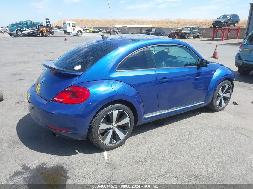 2013 VOLKSWAGEN BEETLE 2.0T TURBO - 3VWVA7AT9DM621256
