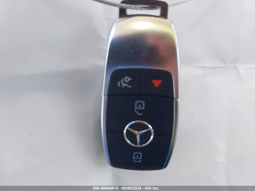 2022 MERCEDES-BENZ GLC 300 SUV - W1N0G8DB4NV388021