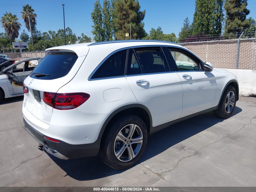 2022 MERCEDES-BENZ GLC 300 SUV - W1N0G8DB4NV388021
