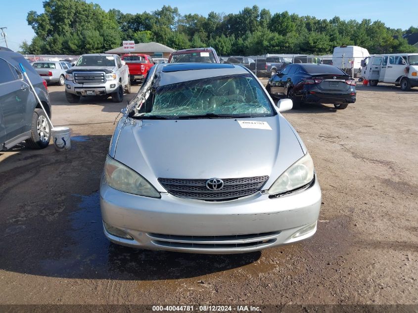 2004 Toyota Camry Xle V6 VIN: 4T1BF30K74U587625 Lot: 40044781