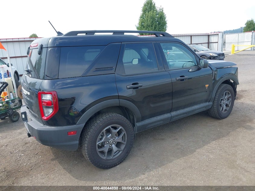 2021 Ford Bronco Sport Badlands VIN: 3FMCR9D92MRB32128 Lot: 40044898