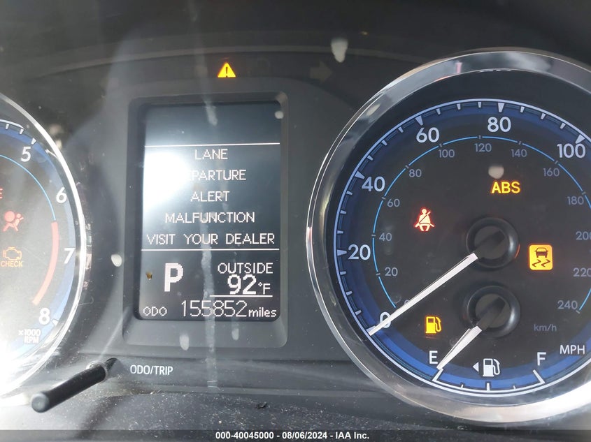 2017 Toyota Corolla Le VIN: 5YFBURHE2HP648667 Lot: 40045000