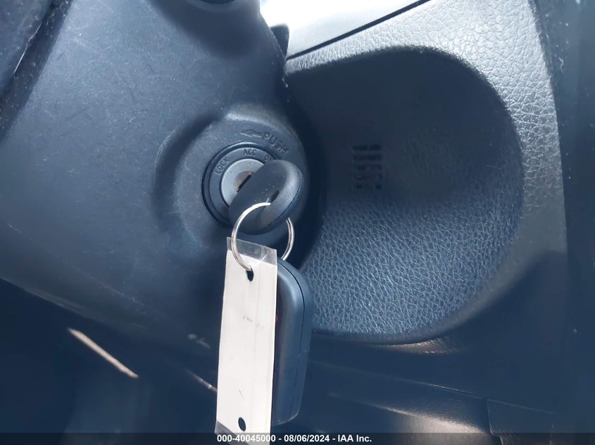 2017 Toyota Corolla Le VIN: 5YFBURHE2HP648667 Lot: 40045000