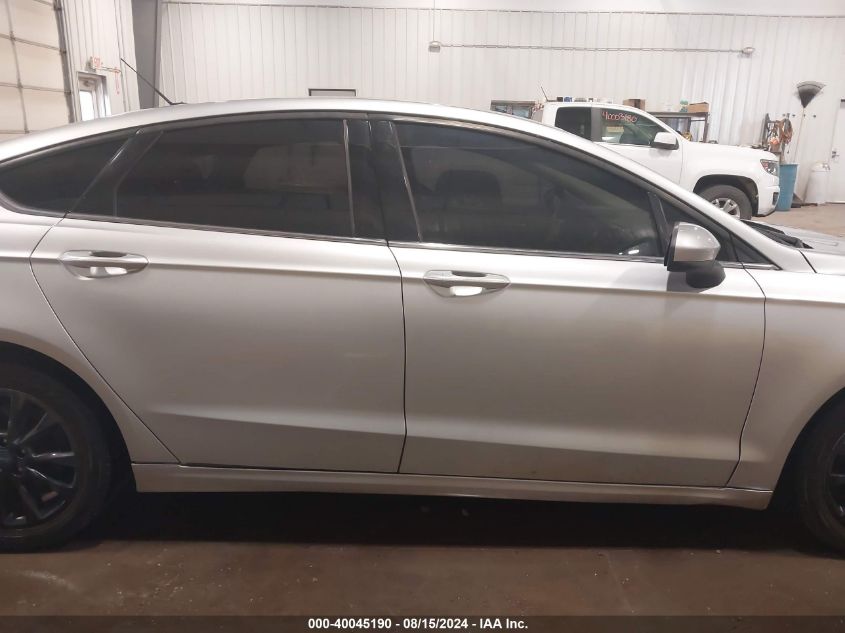 2017 Ford Fusion Se VIN: 3FA6P0HD8HR180987 Lot: 40045190