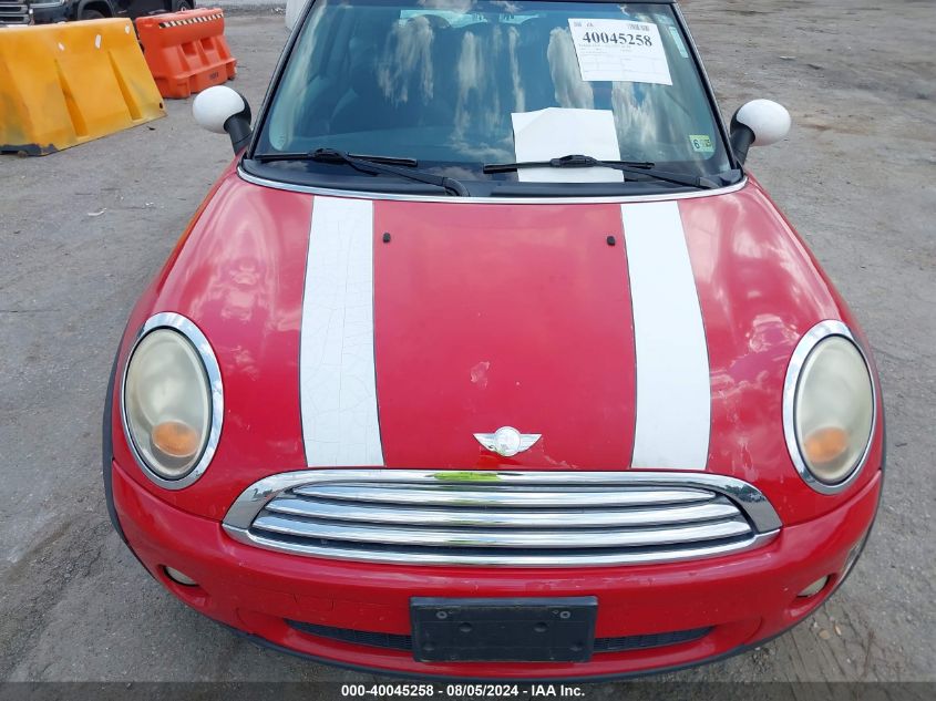 2007 Mini Cooper VIN: WMWMF33597TT50130 Lot: 40045258