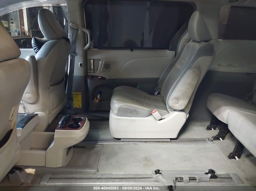 2012 Toyota Sienna Xle/Ltd VIN: 5TDDK3DC2CS032788 Lot: 40045583