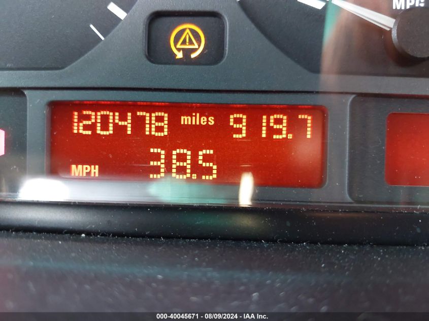 2002 BMW 325I VIN: WBAET37412NG82268 Lot: 40045671